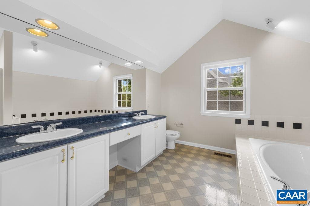 2669 Kendalwood Ln photo 33