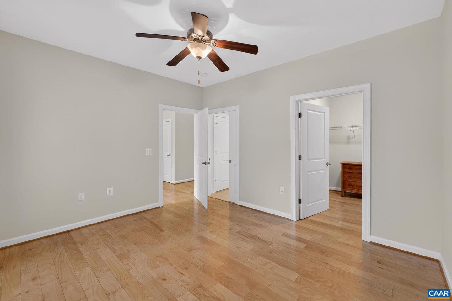 1824 Barefoot Ct photo 25