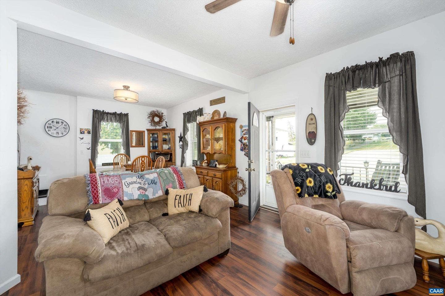 210 Draft Ave photo 12