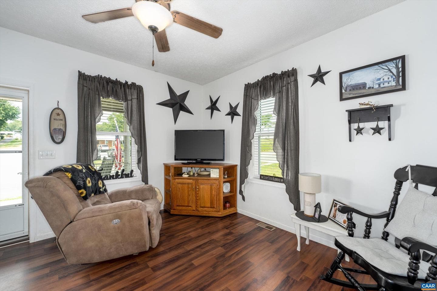 210 Draft Ave photo 13