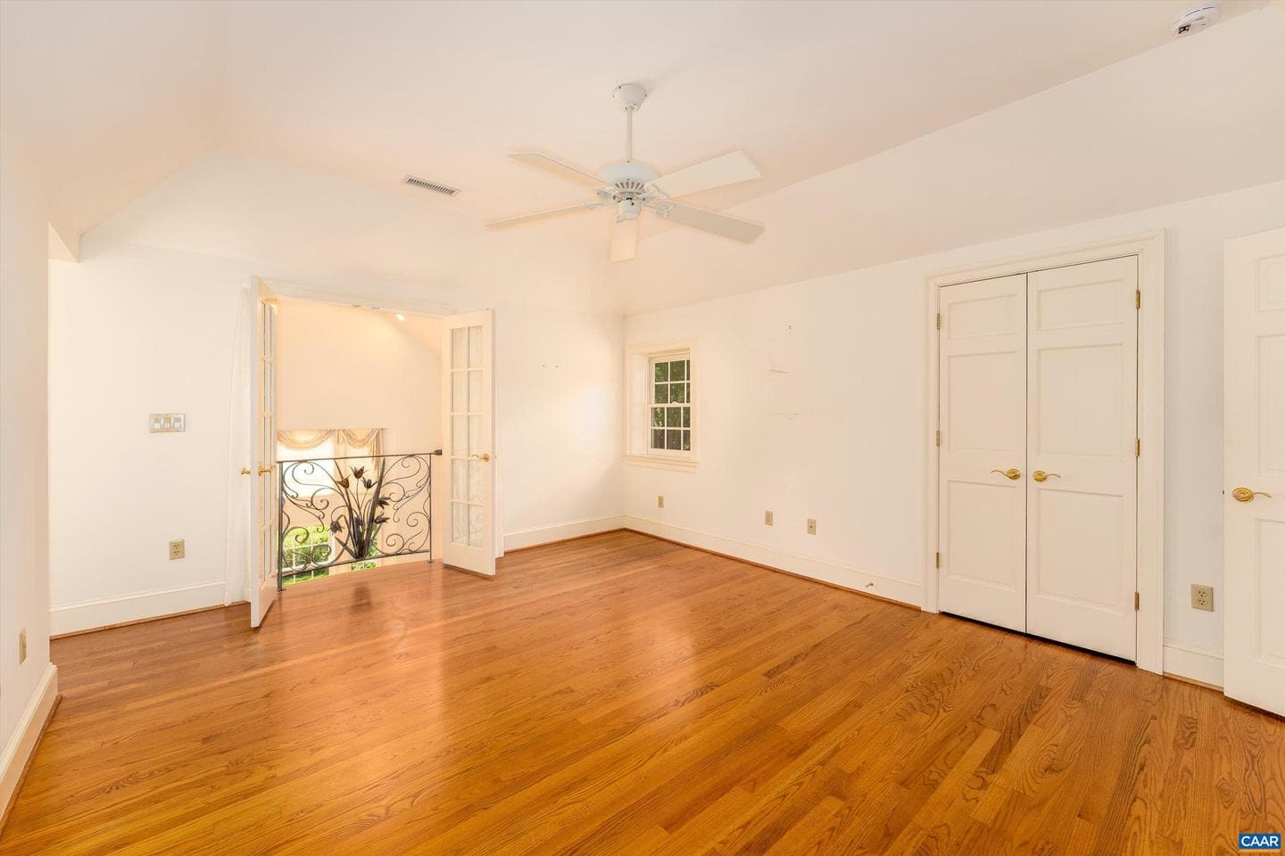 546 Three Pond Ln photo 53