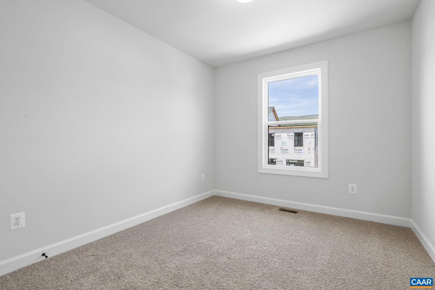 19 Larkin Ave photo 26