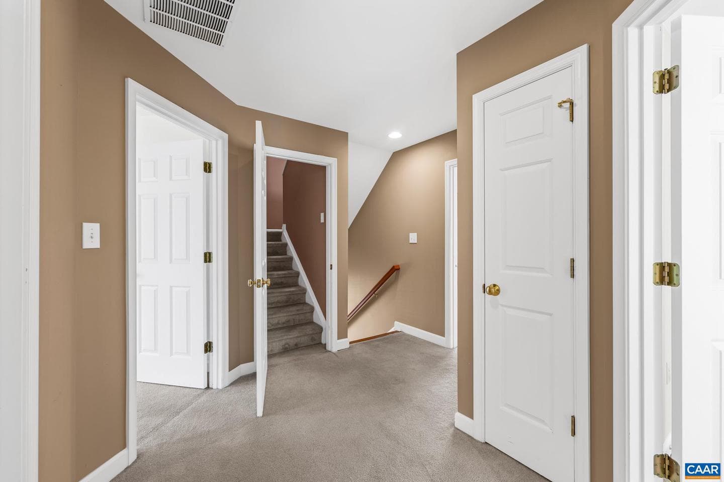 64 Saint Andrews St photo 16