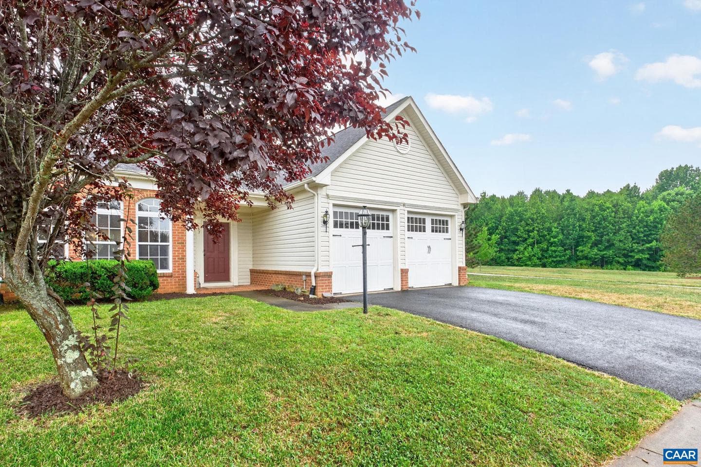57 Bobwhite Ct photo 2