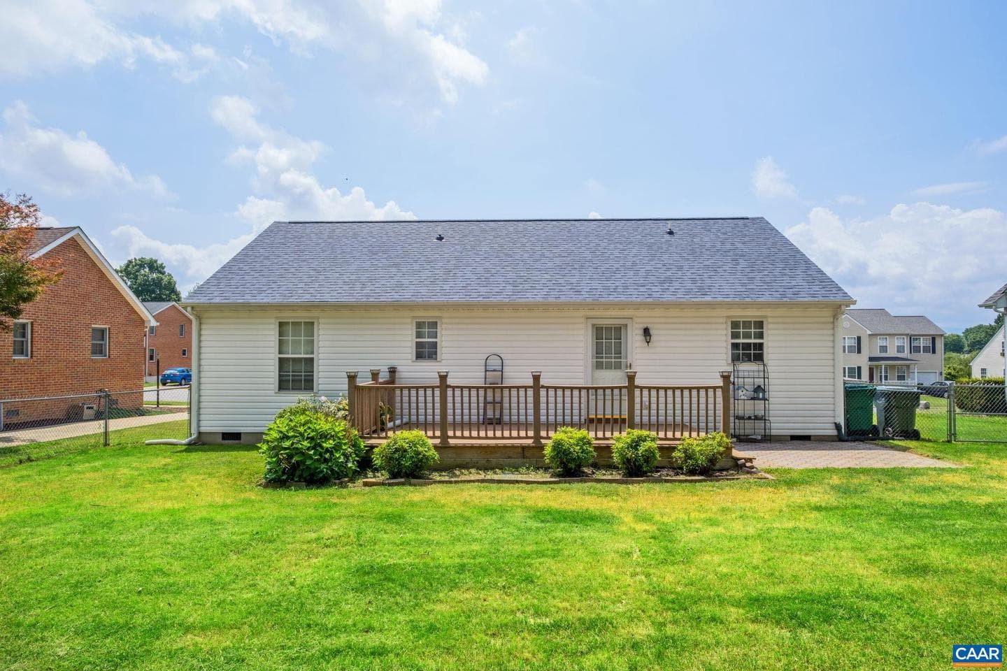 537 Edwardian Ln photo 28