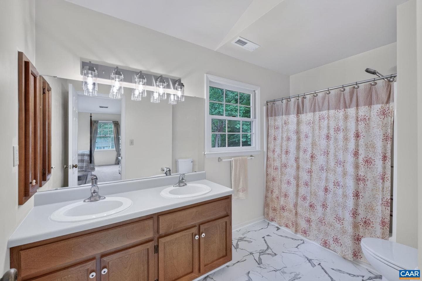 1840 Amberfield Dr photo 19