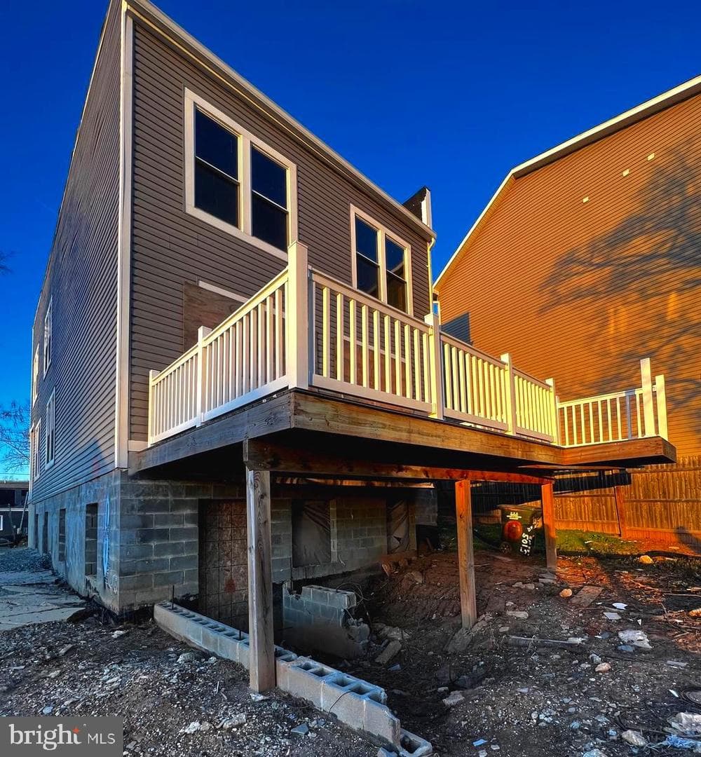 5105 Lee Street NE photo 1