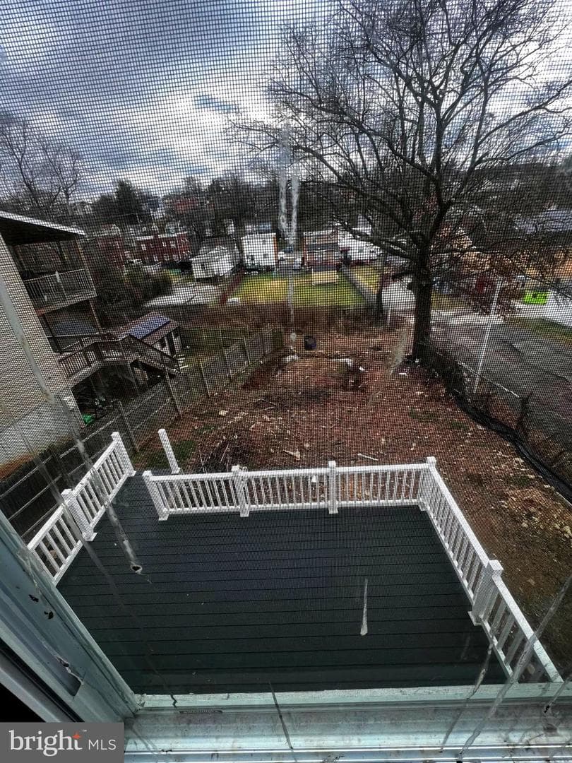 5105 Lee Street NE photo 10