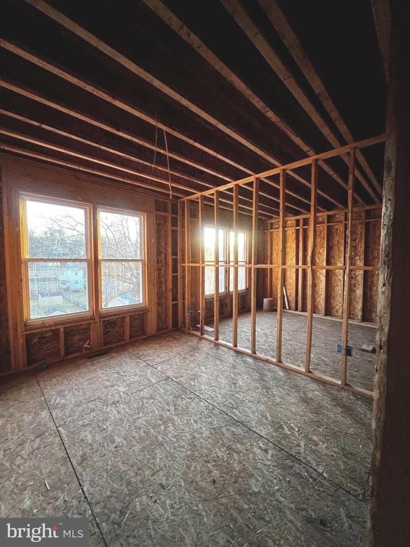 5105 Lee Street NE photo 9
