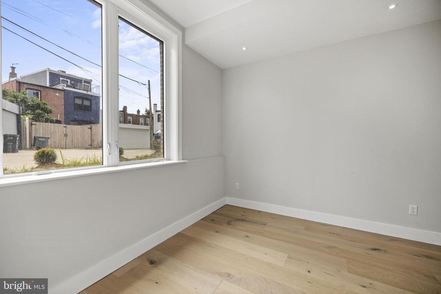 919 12th Street NE #105 photo 12