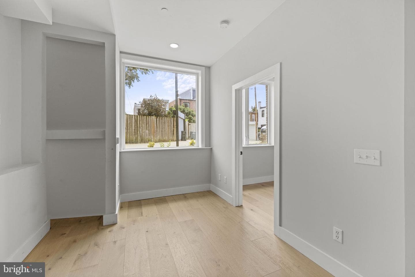 919 12th Street NE #105 photo 8