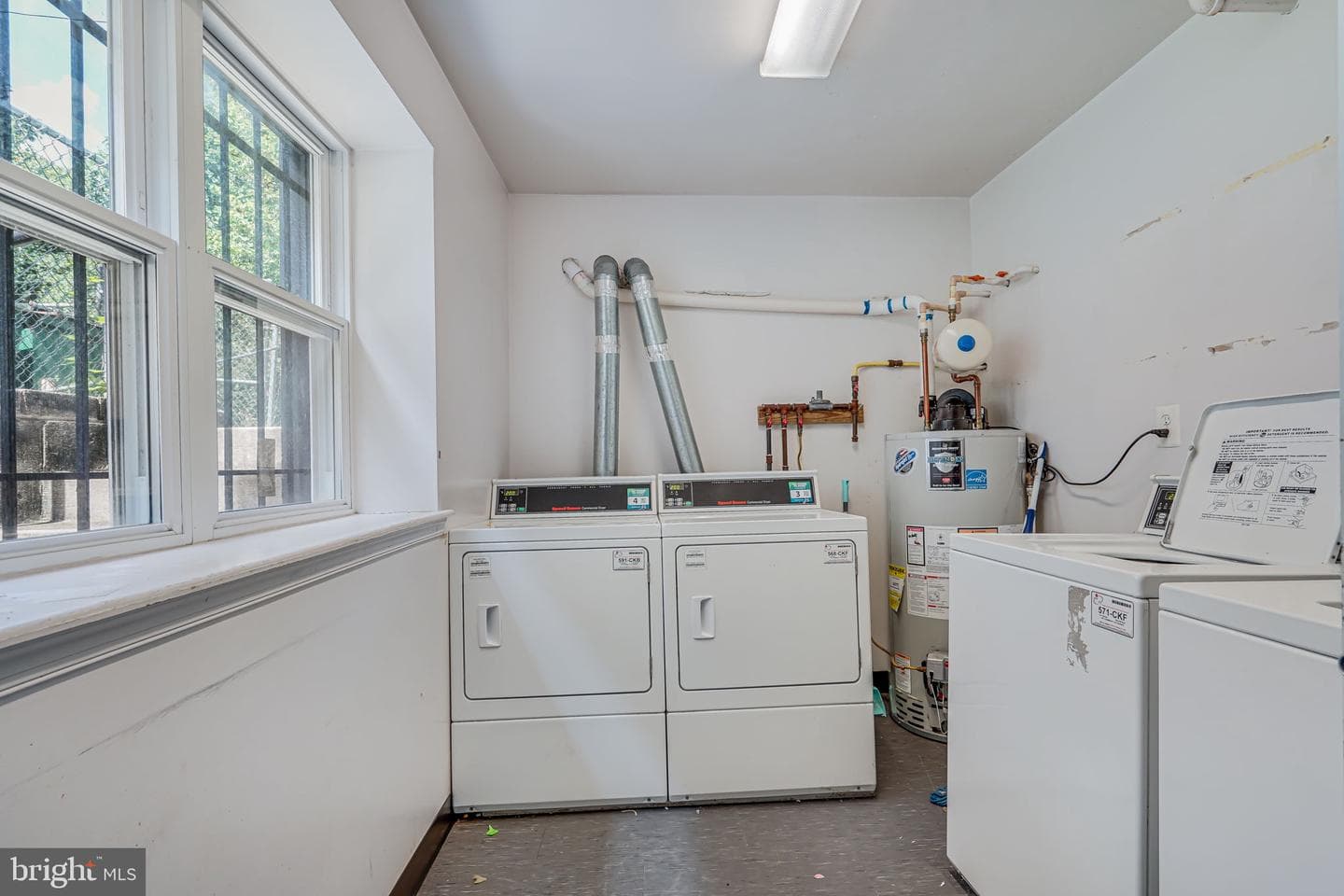 1441 Spring Road NW #302 photo 20