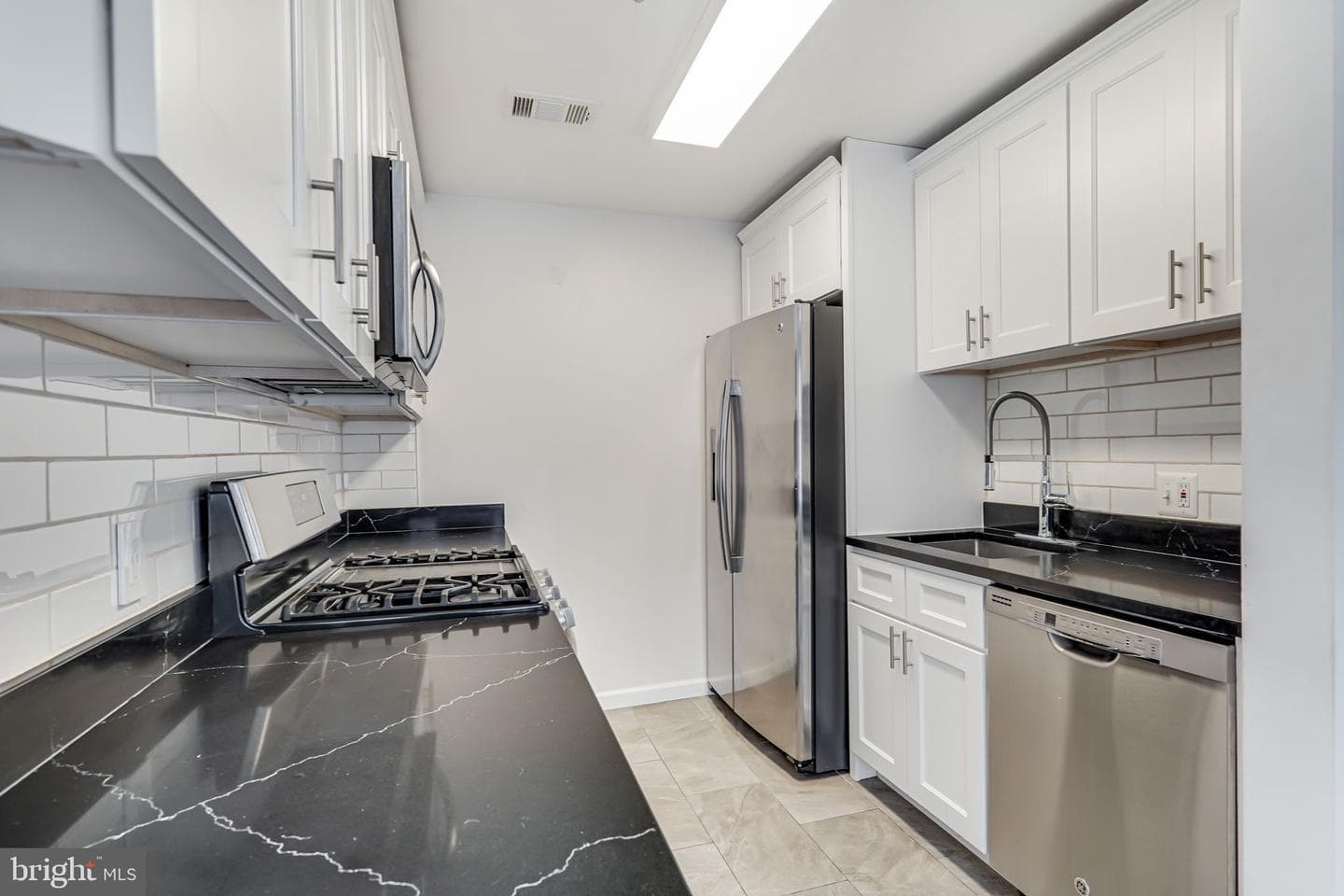 1441 Spring Road NW #302 photo 4