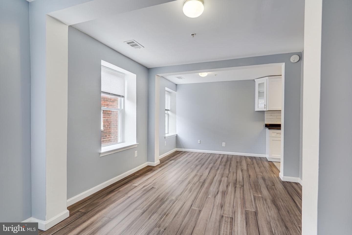 1441 Spring Road NW #302 photo 9
