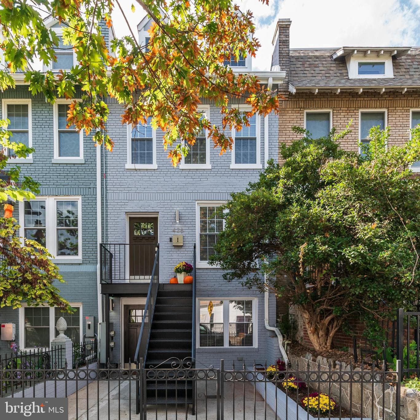 426 15th Street NE photo 1