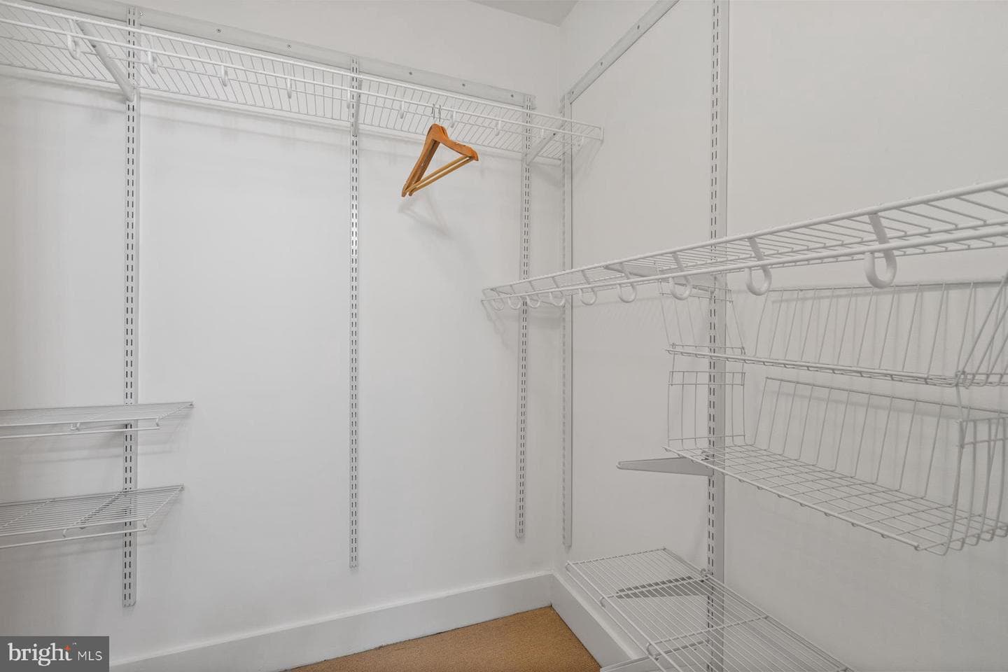 2301 Champlain Street NW #101 photo 17