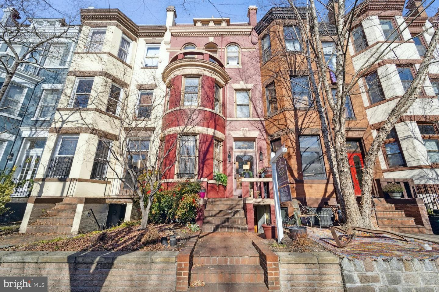 1933 Calvert Street NW photo 1