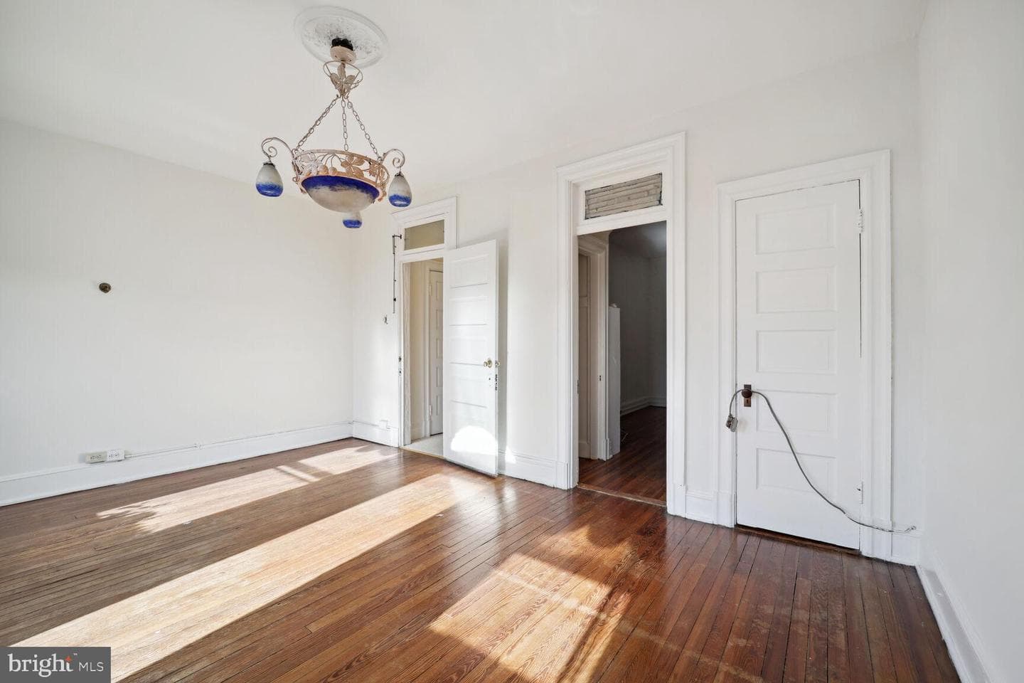 1933 Calvert Street NW photo 30