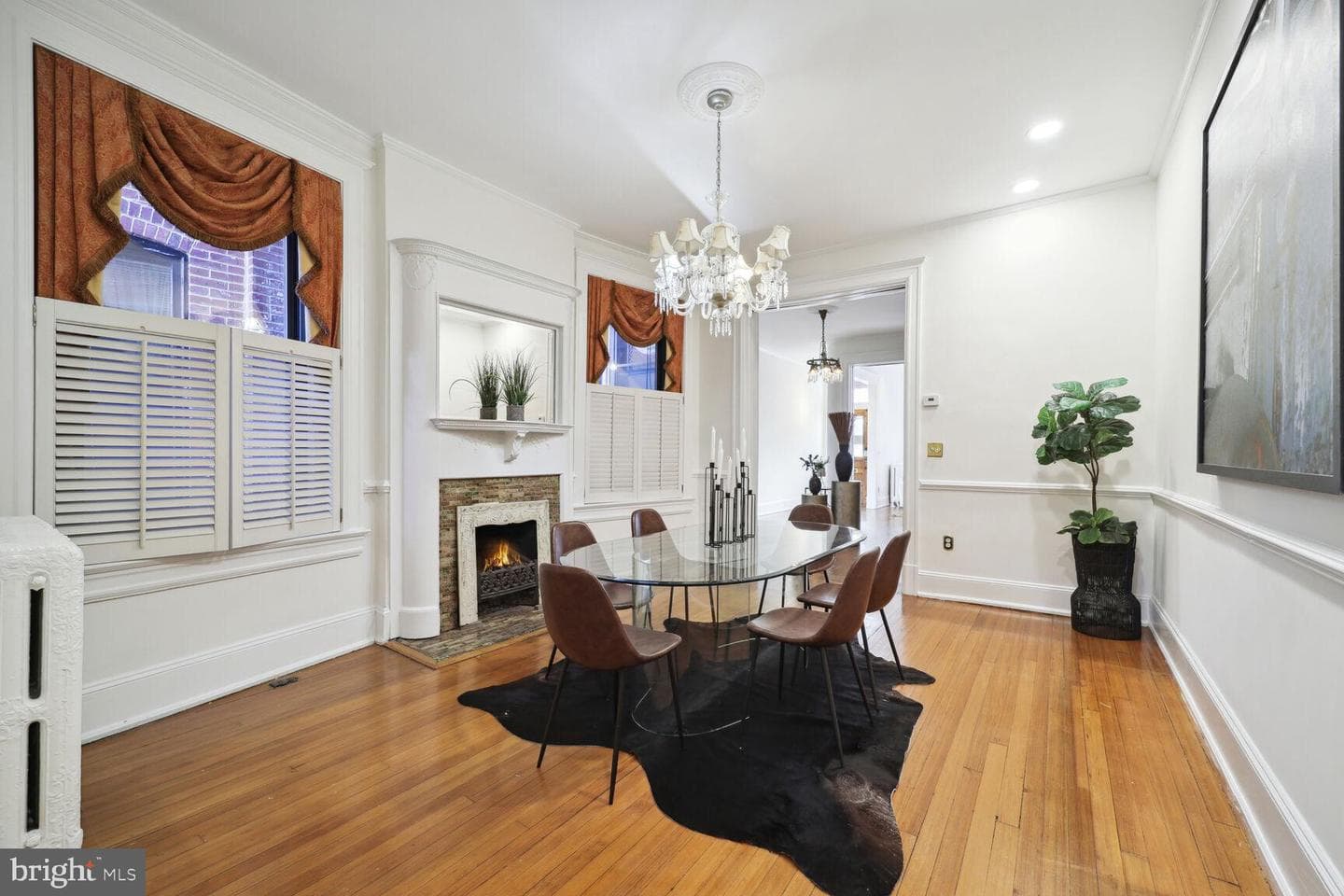 1933 Calvert Street NW photo 9