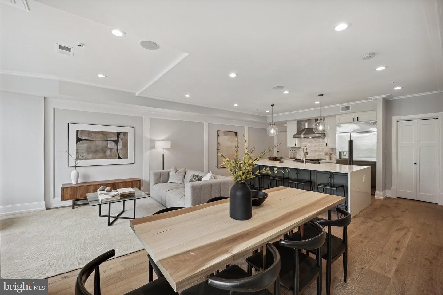1320 Belmont St NW #201 photo 10