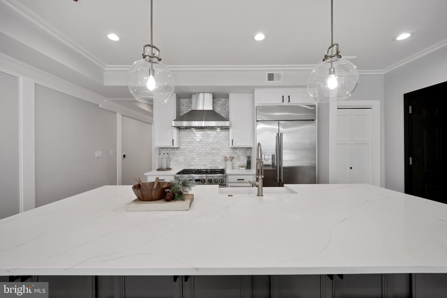 1320 Belmont St NW #201 photo 14