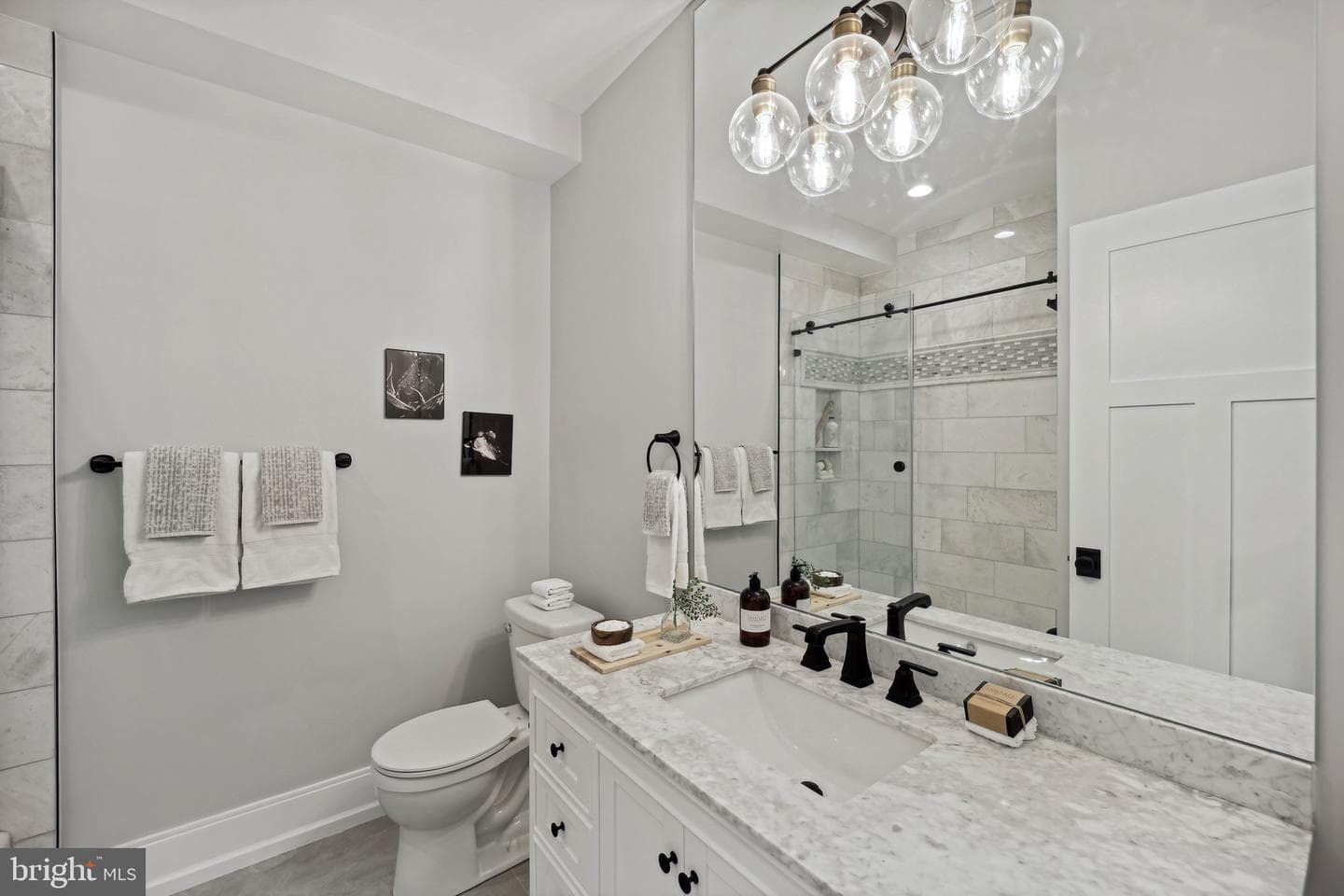 1320 Belmont St NW #201 photo 23