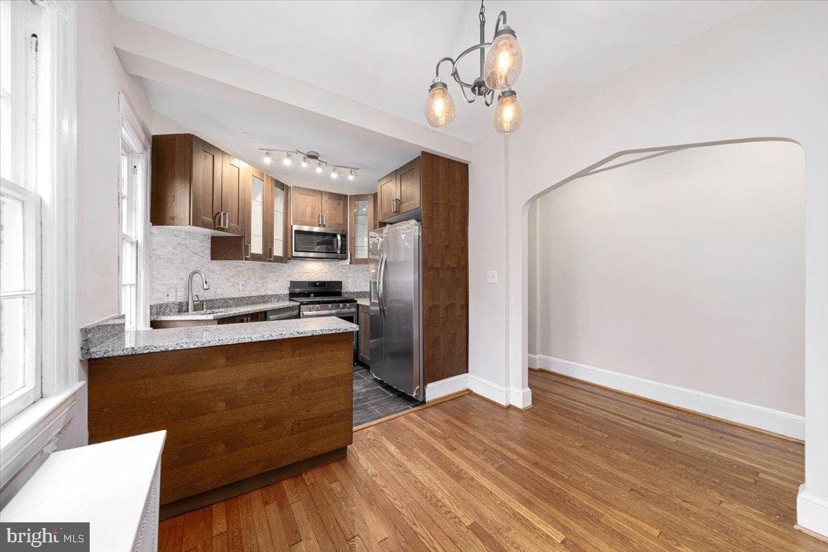 222 Farragut Street NW #203 photo 4
