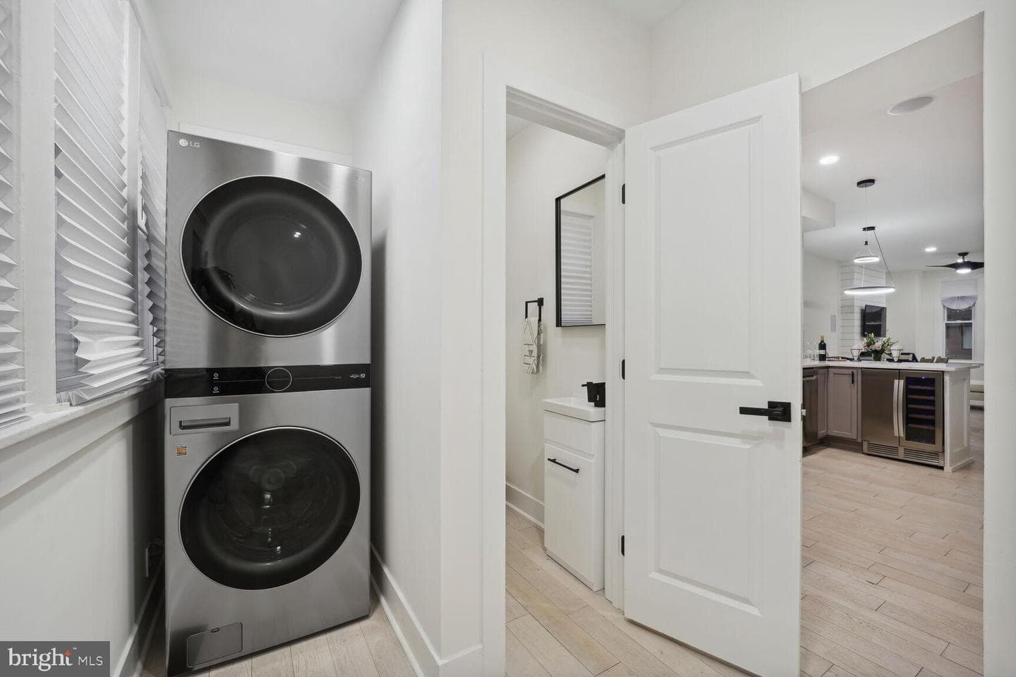 1104 Trinidad Avenue NE photo 10