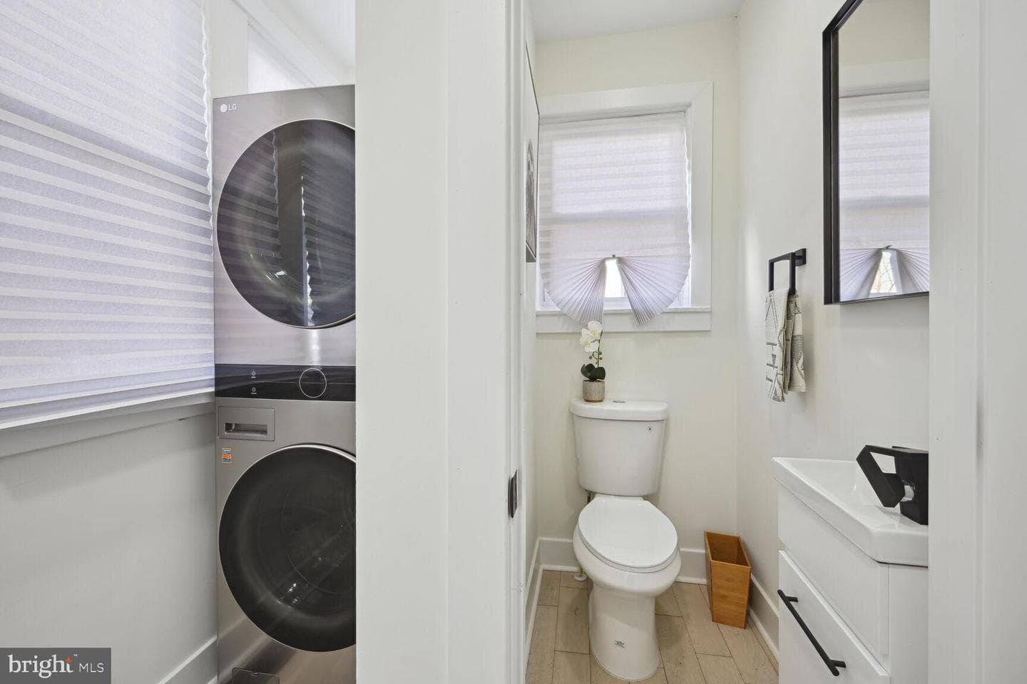 1104 Trinidad Avenue NE photo 9