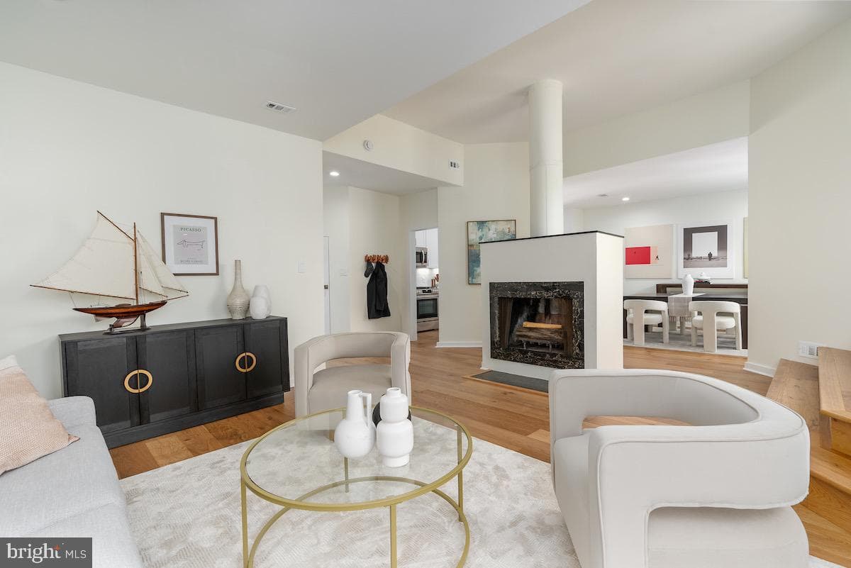 1831 California Street NW #30 photo 17