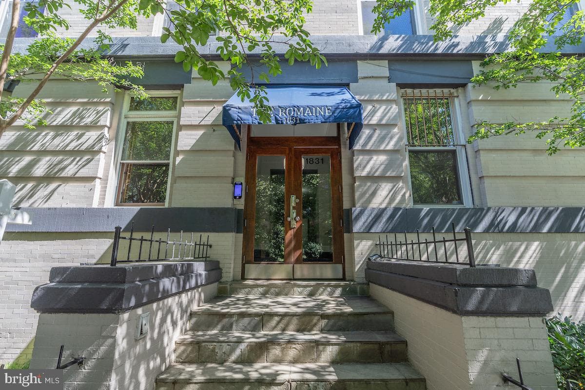 1831 California Street NW #30 photo 2