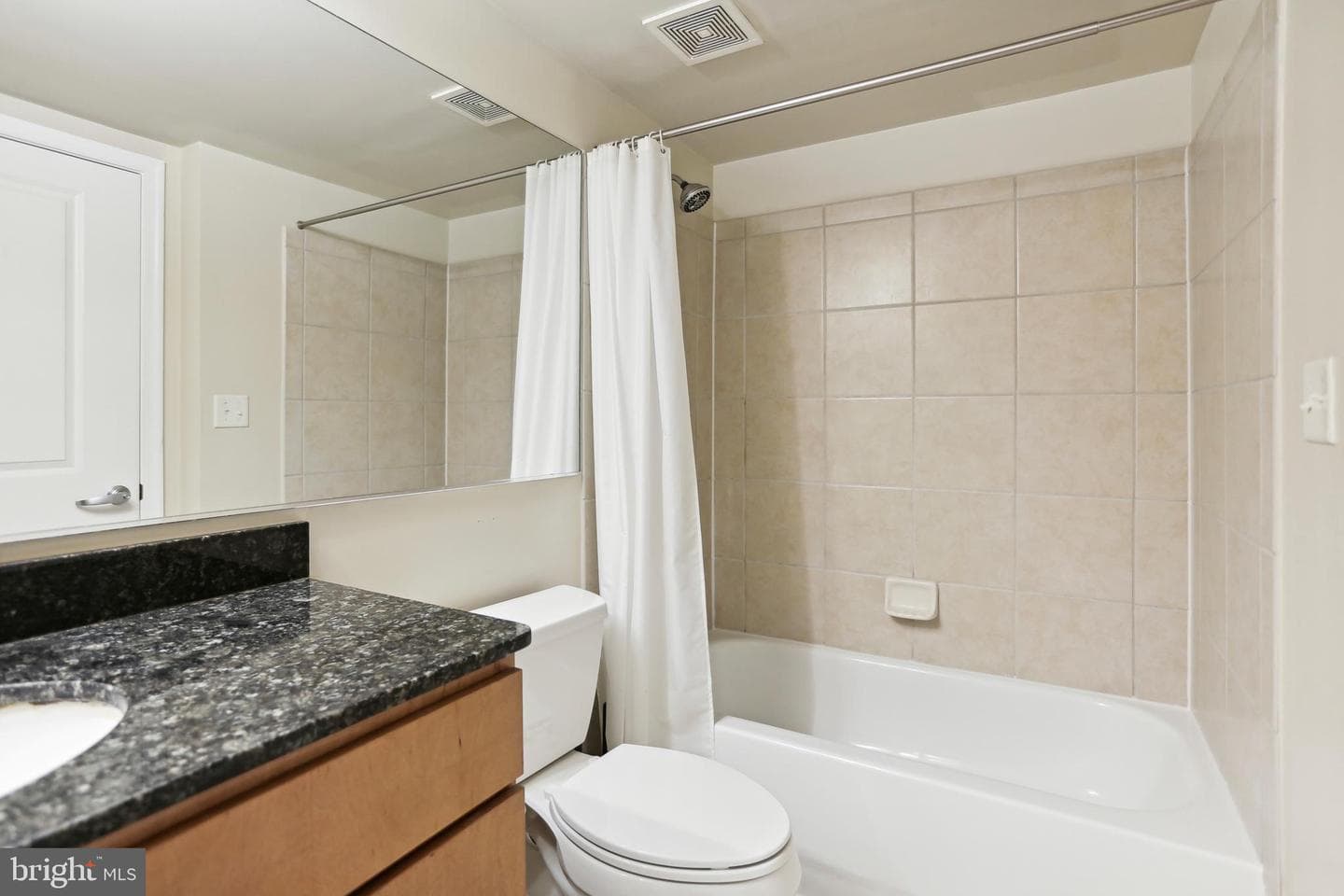 915 E Street NW #306 photo 14