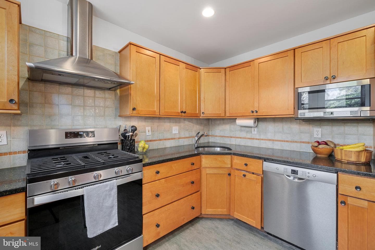 3121 Patterson Street NW photo 9