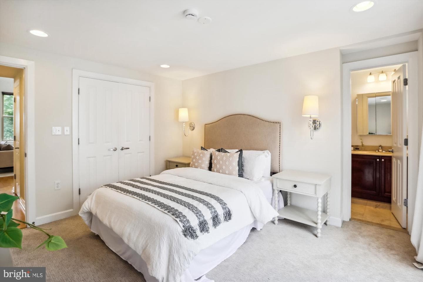 1421 Chapin Street NW #32 photo 22