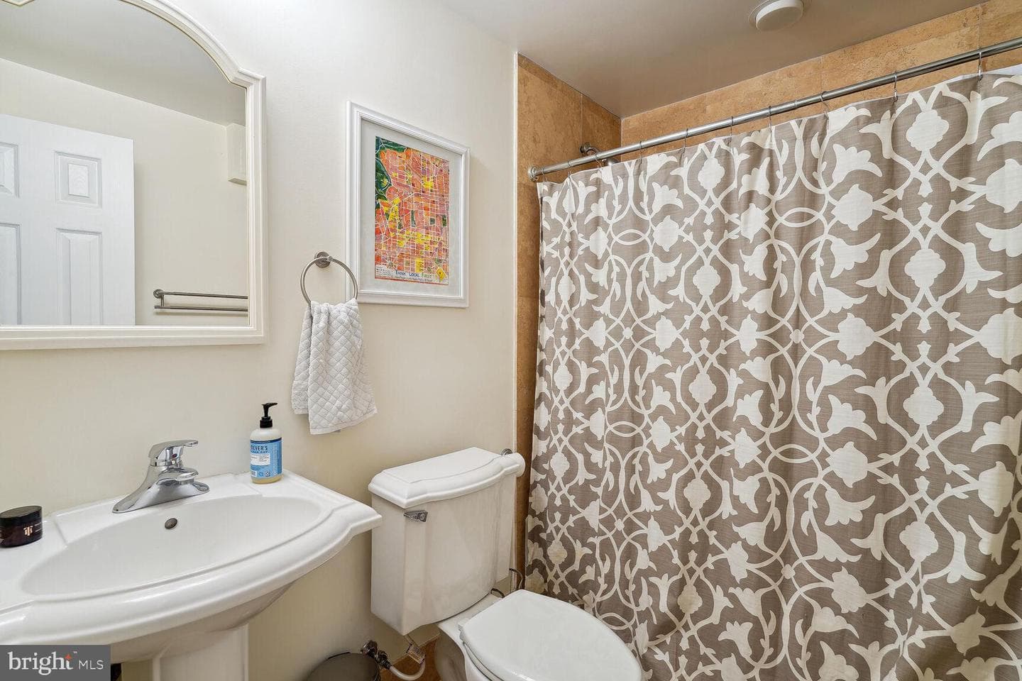 5038 Sherier Place NW photo 28