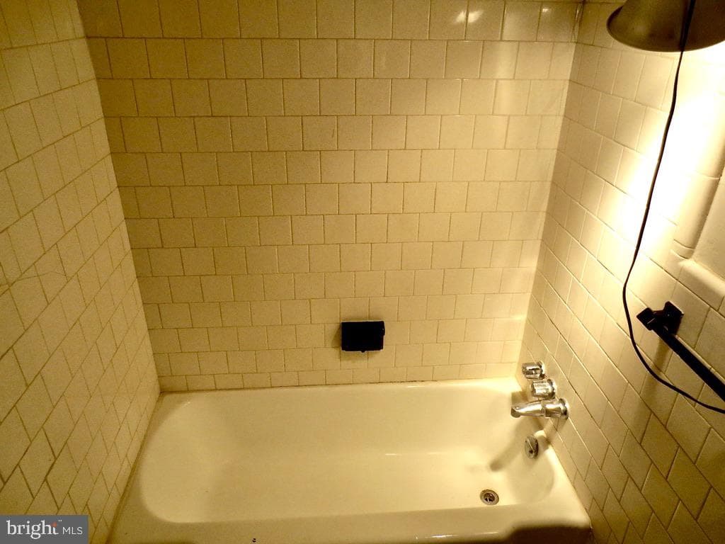513 12th Street NE #9 photo 15