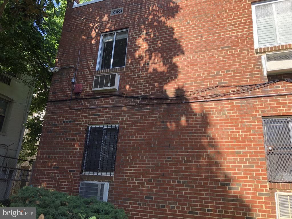 513 12th Street NE #9 photo 31