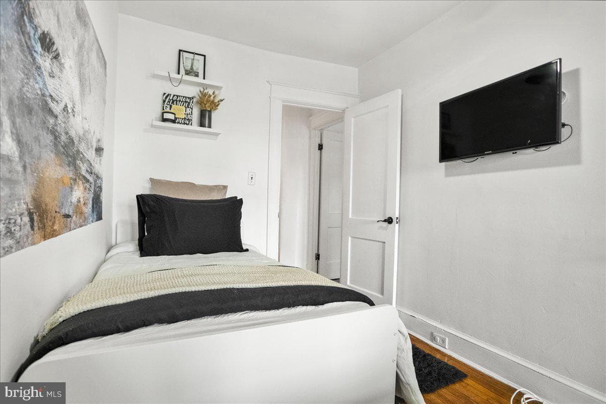 318 Missouri Avenue NW photo 32