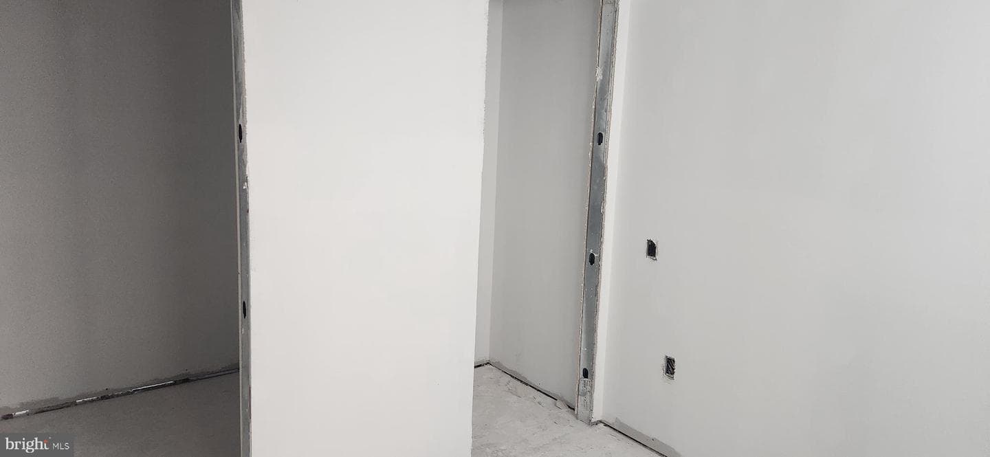 2422 17th Street NW #207 photo 5