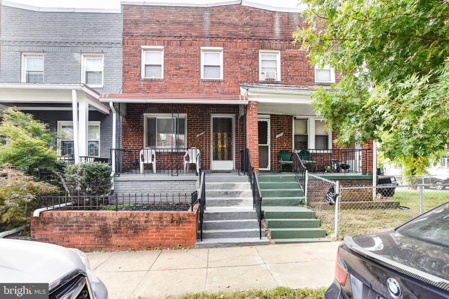 1505 Queen Street NE photo 1