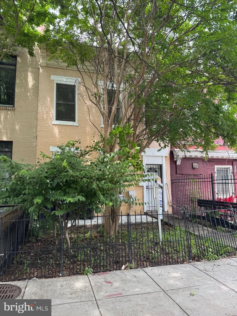 403 O Street NW photo 1