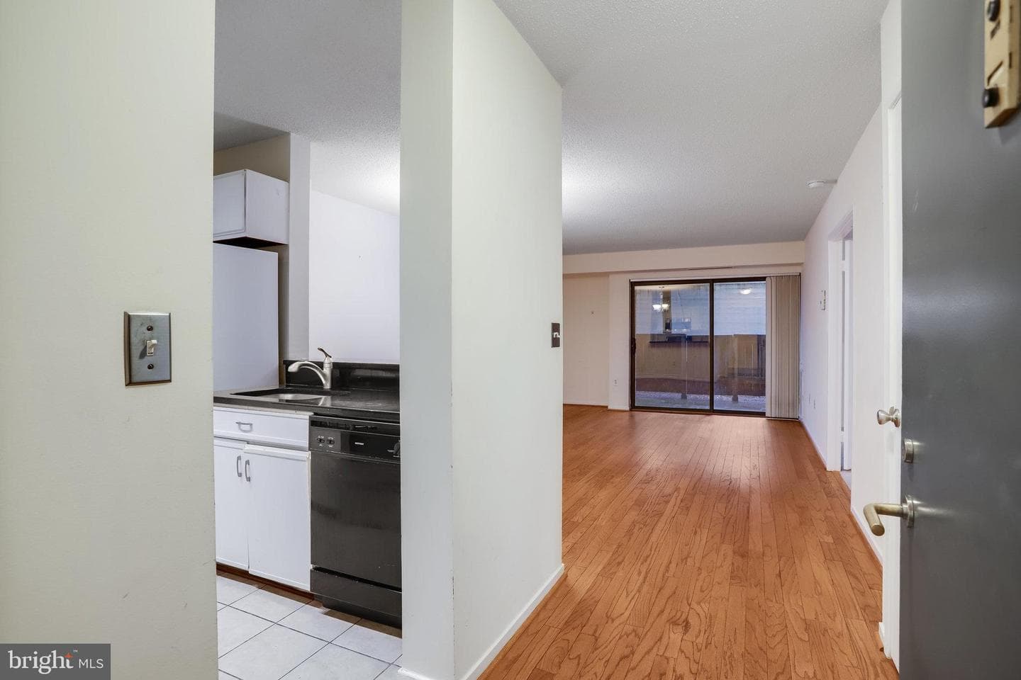2320 Wisconsin Avenue NW #115 photo 4