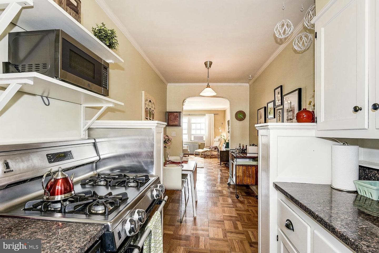 2801 Cortland Place NW #304 photo 11
