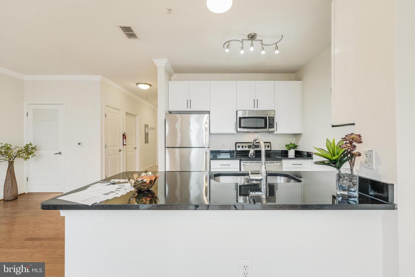 1391 Pennsylvania Avenue SE #312 photo 2