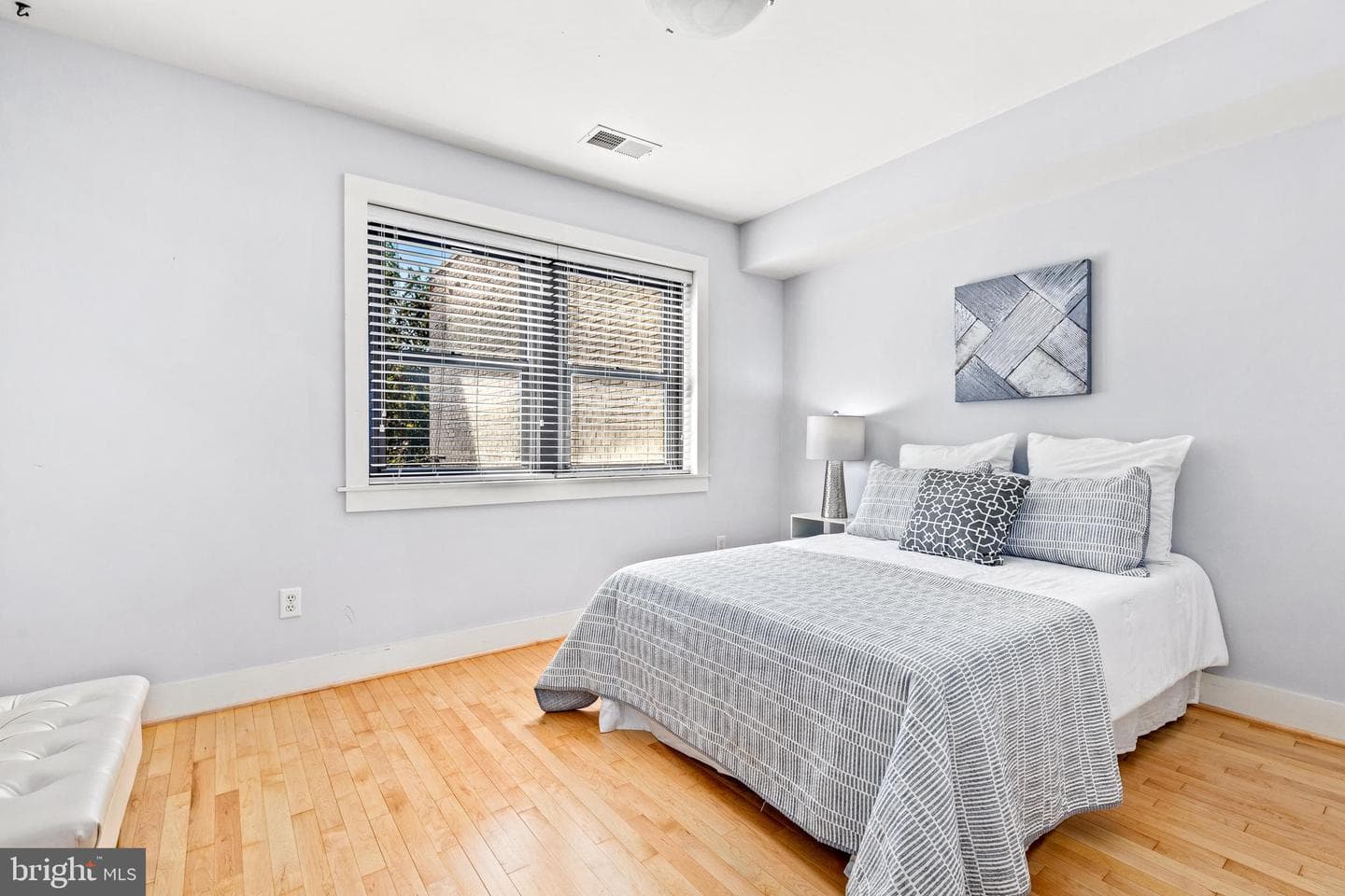 1323 K Street SE #204 photo 19