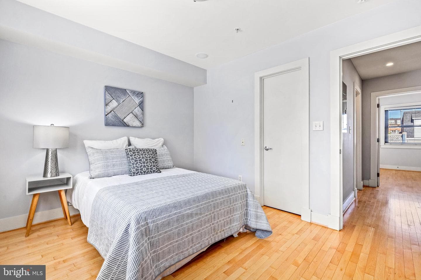 1323 K Street SE #204 photo 20