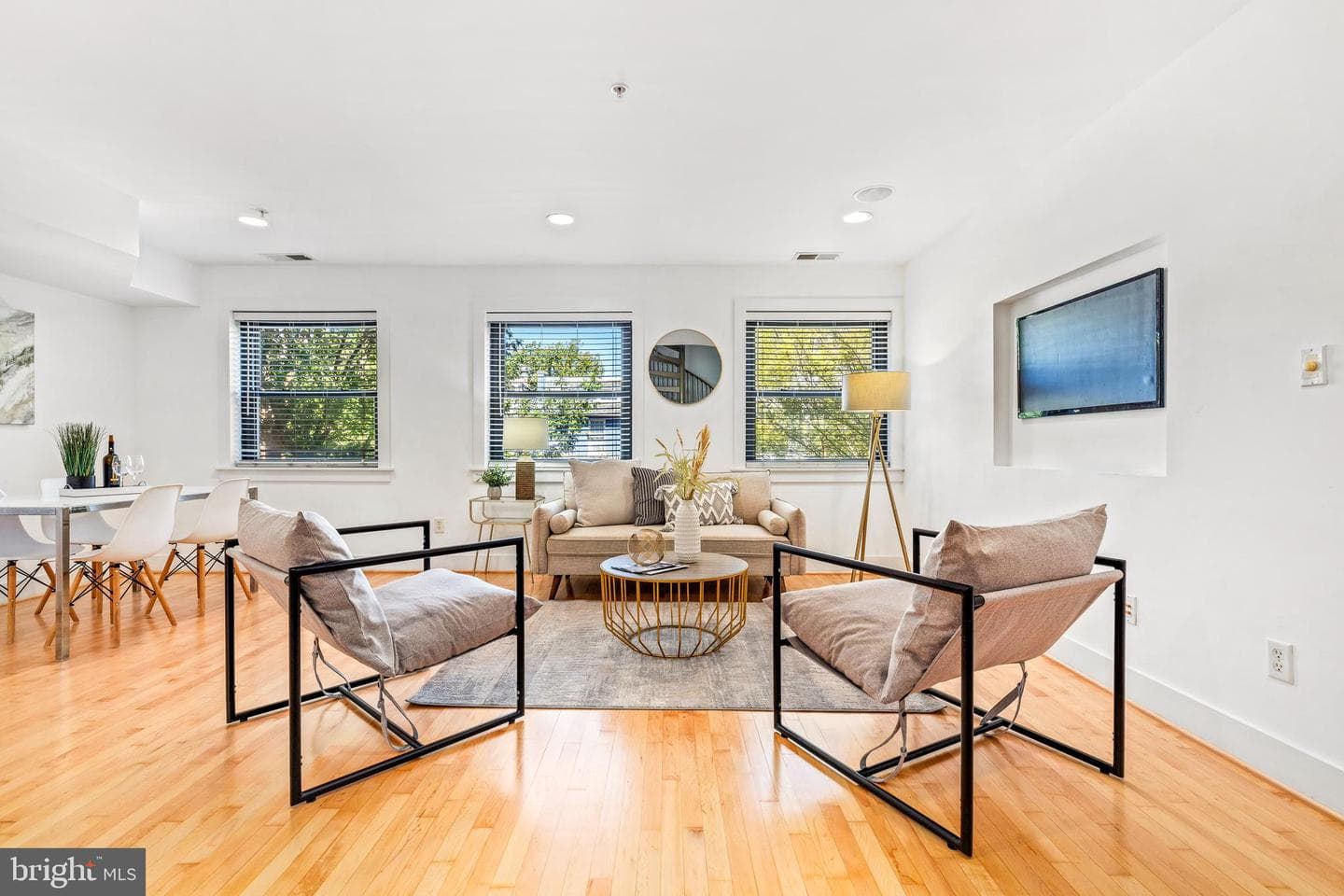 1323 K Street SE #204 photo 3