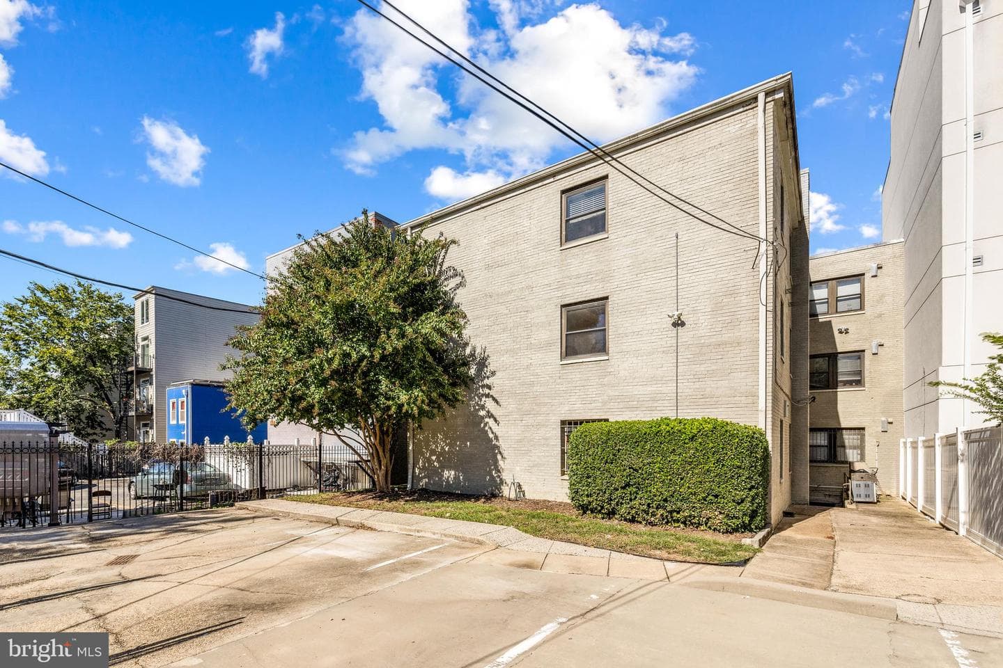 1323 K Street SE #204 photo 30