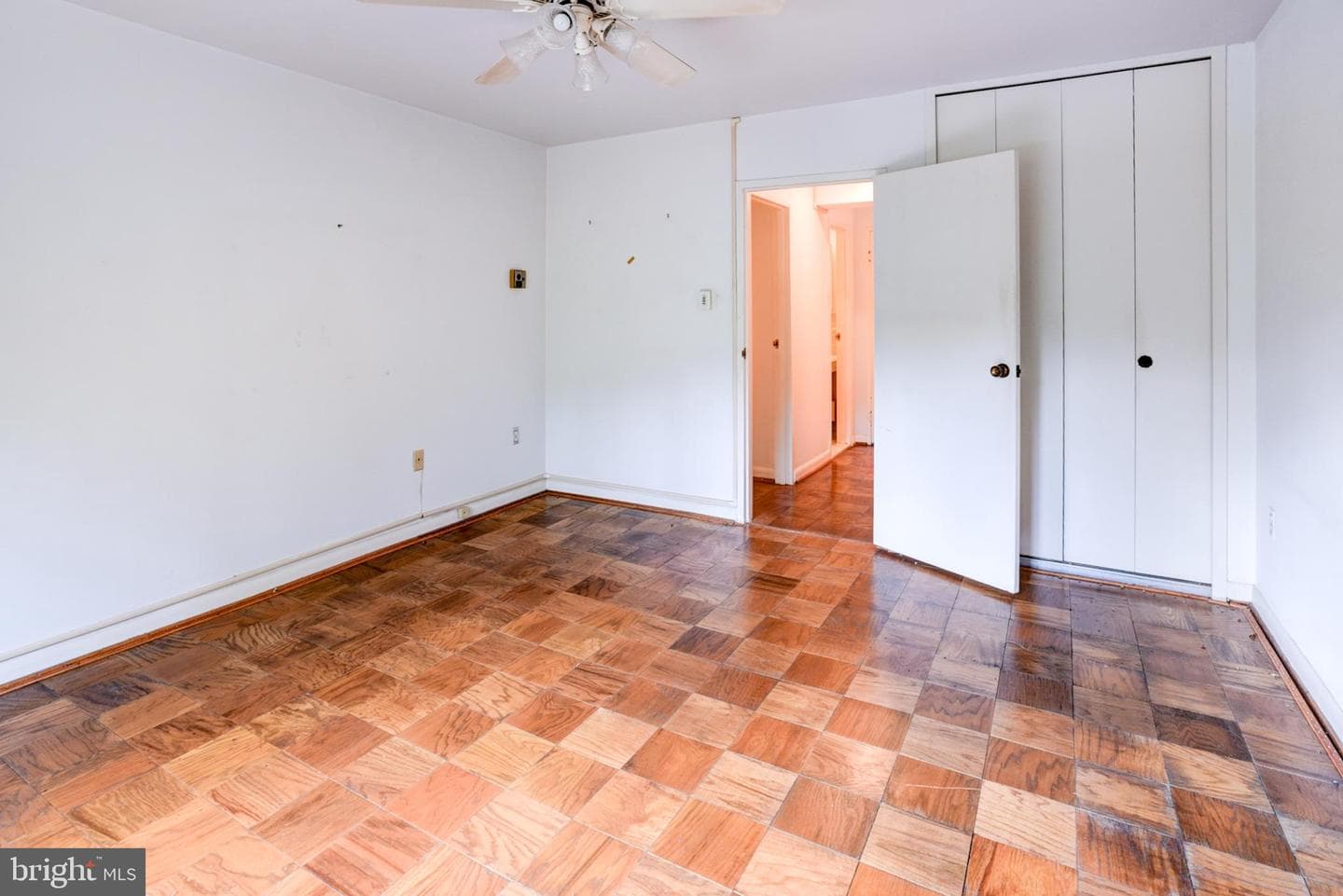 4201 Cathedral Avenue NW #201e photo 23