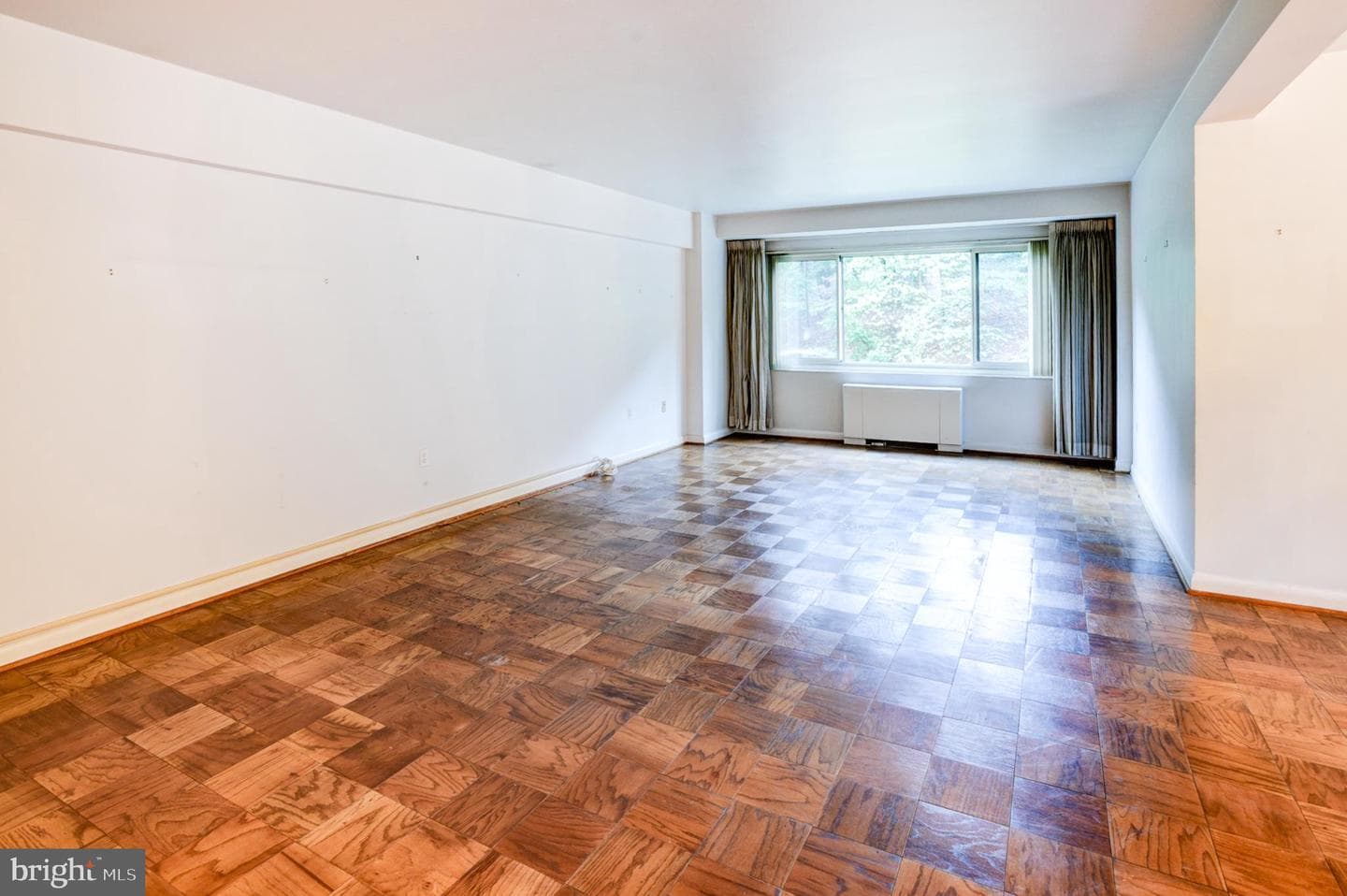4201 Cathedral Avenue NW #201e photo 7